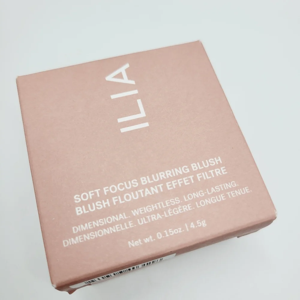 ILIA brand new